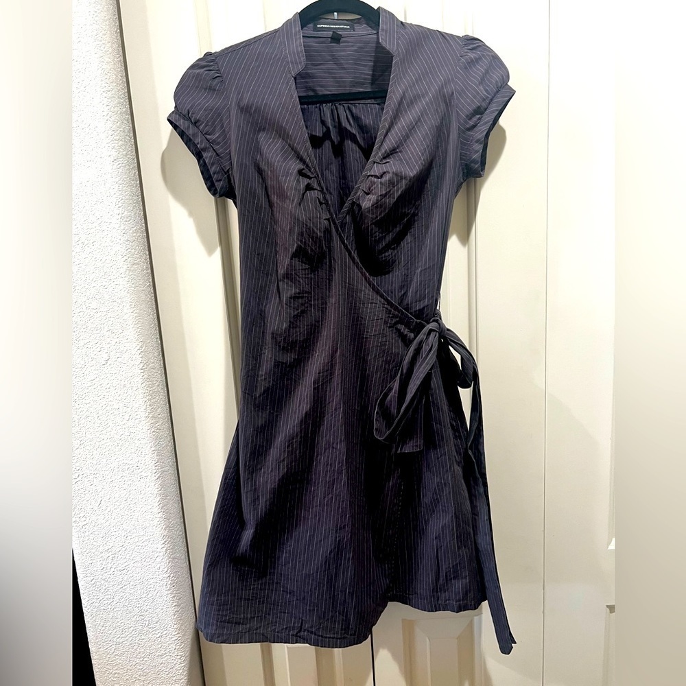 EXPRESS Design Studio Wrap Dress- size 0